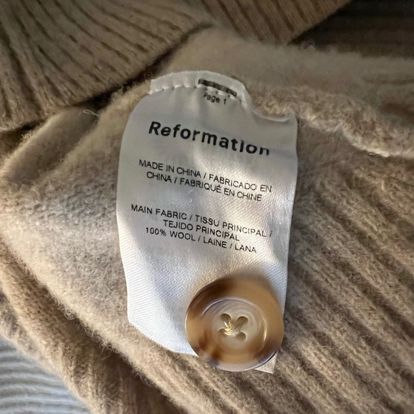 Reformation ‘Novera’ Wool Regenerative Oatmeal Cardigan - XS - Picture 5 of 7